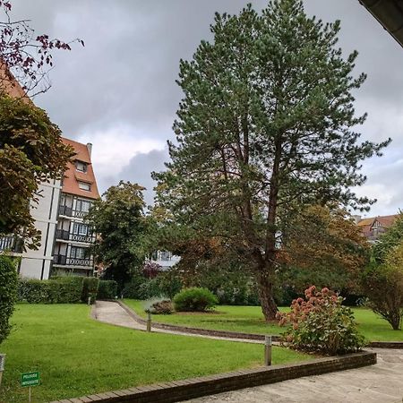 Grand Studio Hyper Centre Avec Balcon Tout Refait Mars 2025 Deauville Eksteriør bilde